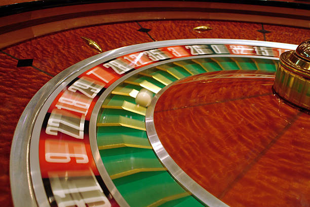 Player betting interface and card display